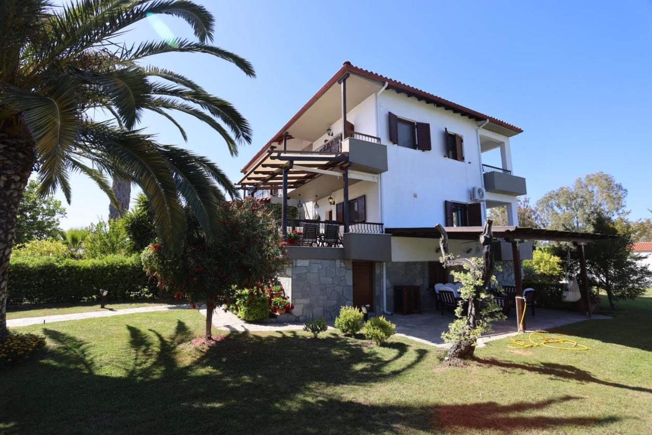 K-Home Villa, Your Enchanting Getaway Пефкохори Екстериор снимка
